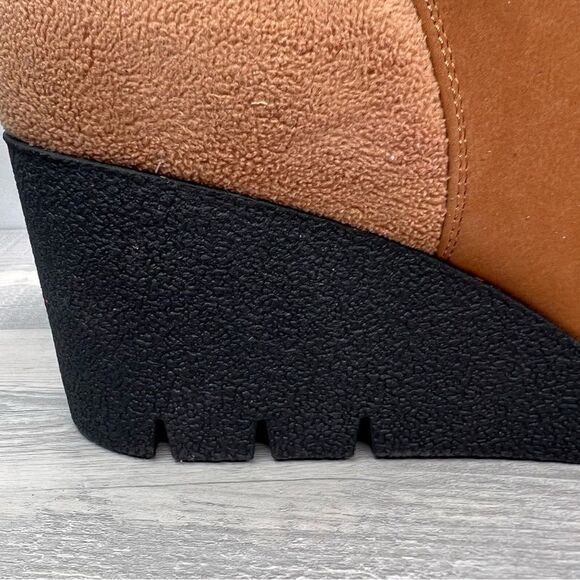 Dr. Schools Wedge Libi Ankle bootie in Honey. NWT - Picture 5 of 16